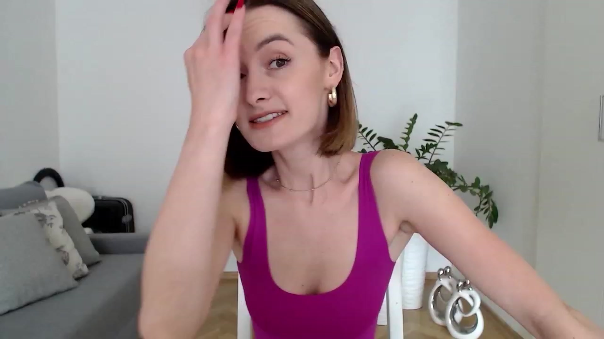 Gallery image thumbnail from PerlaBella's myfreecams stream on, 06/28/2023, 10:52 image 5 of 20