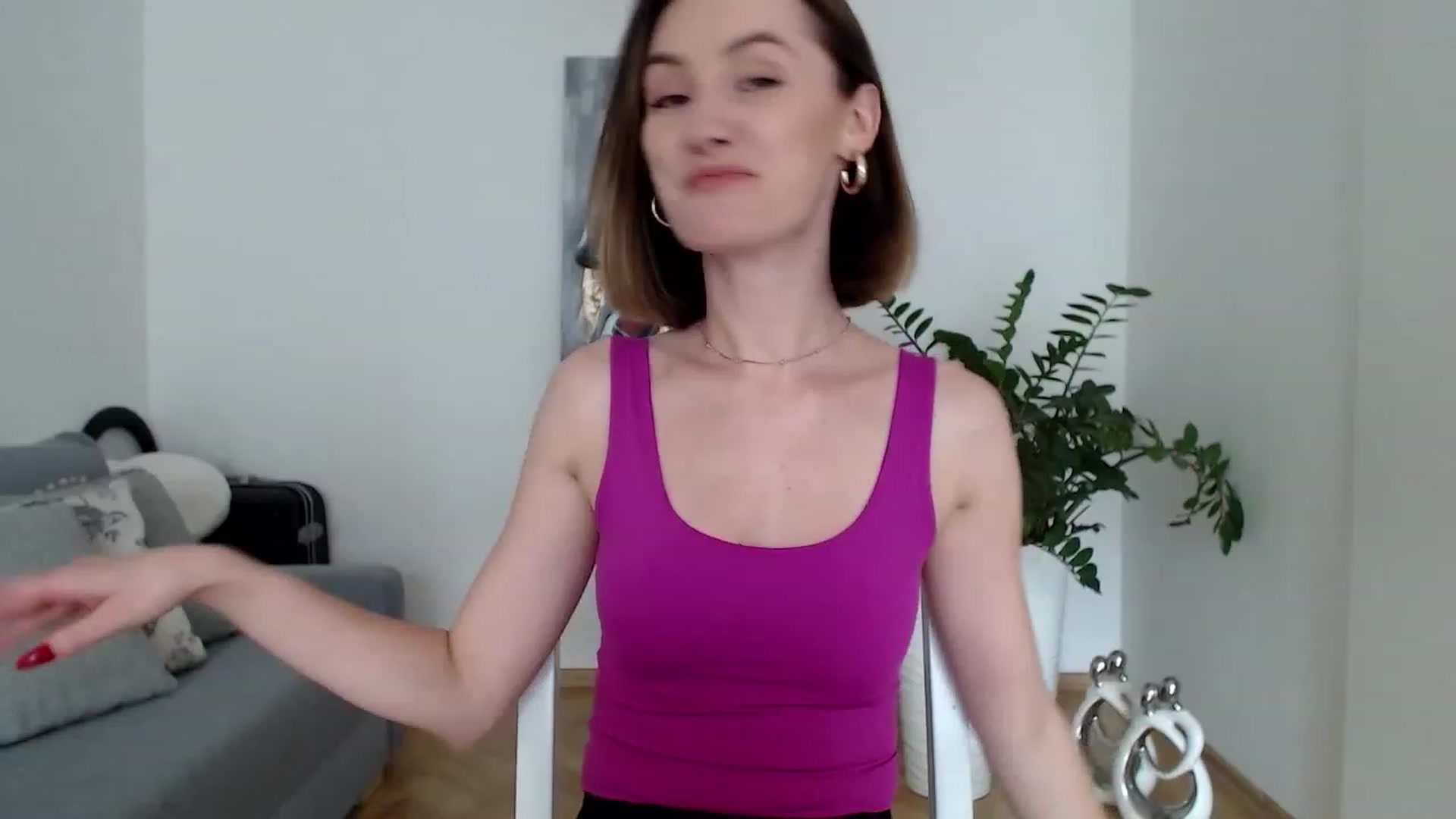Gallery image thumbnail from PerlaBella's myfreecams stream on, 06/28/2023, 10:52 image 12 of 20