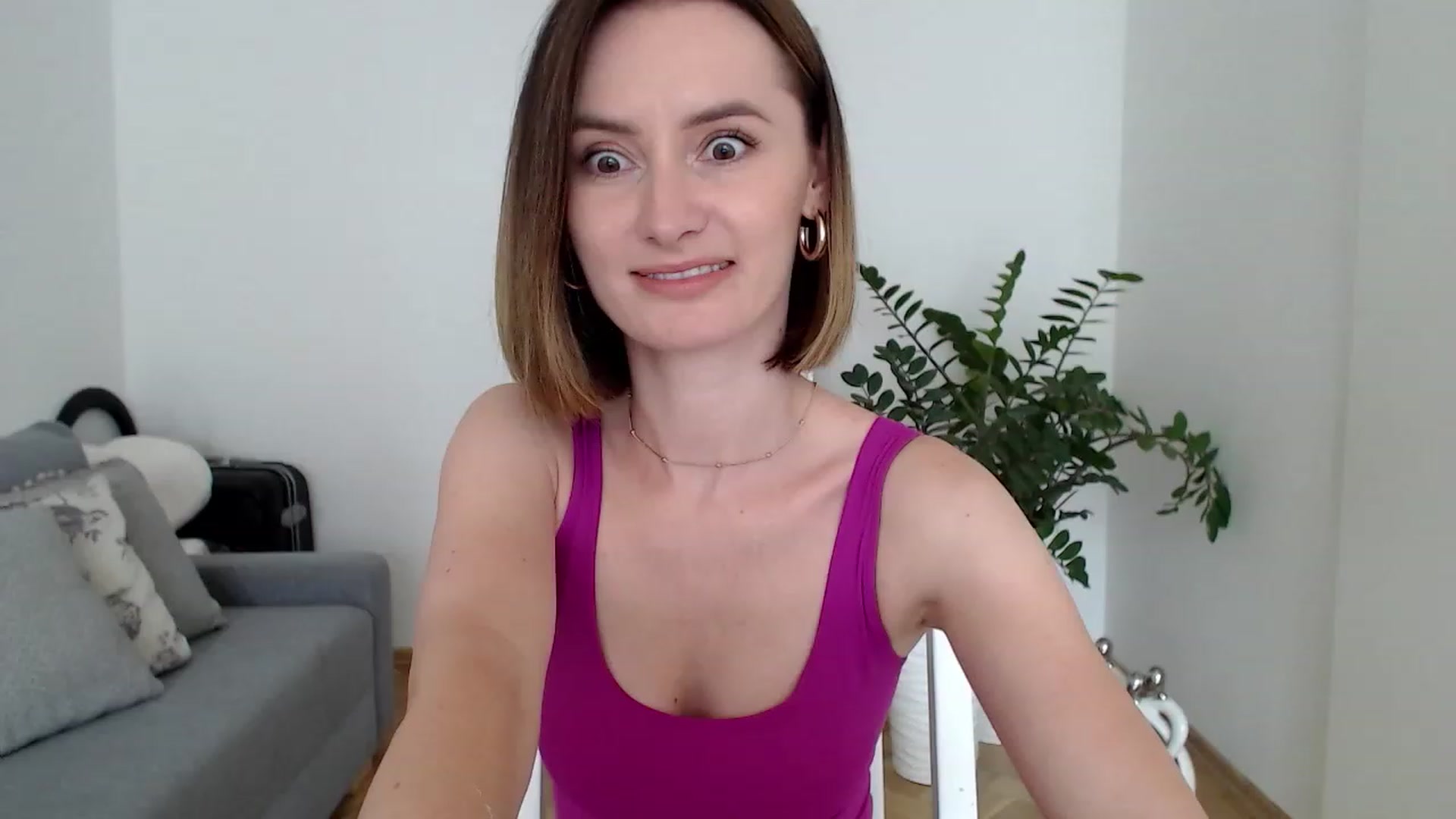 Gallery image thumbnail from PerlaBella's myfreecams stream on, 06/28/2023, 11:36 image 19 of 20