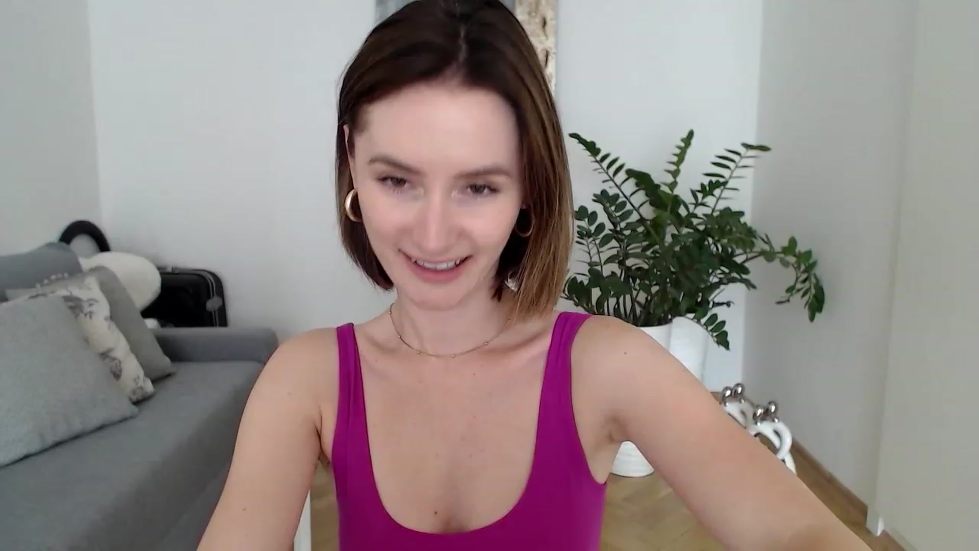 Gallery image thumbnail from PerlaBella's myfreecams stream on, 06/28/2023, 12:13 image 12 of 20