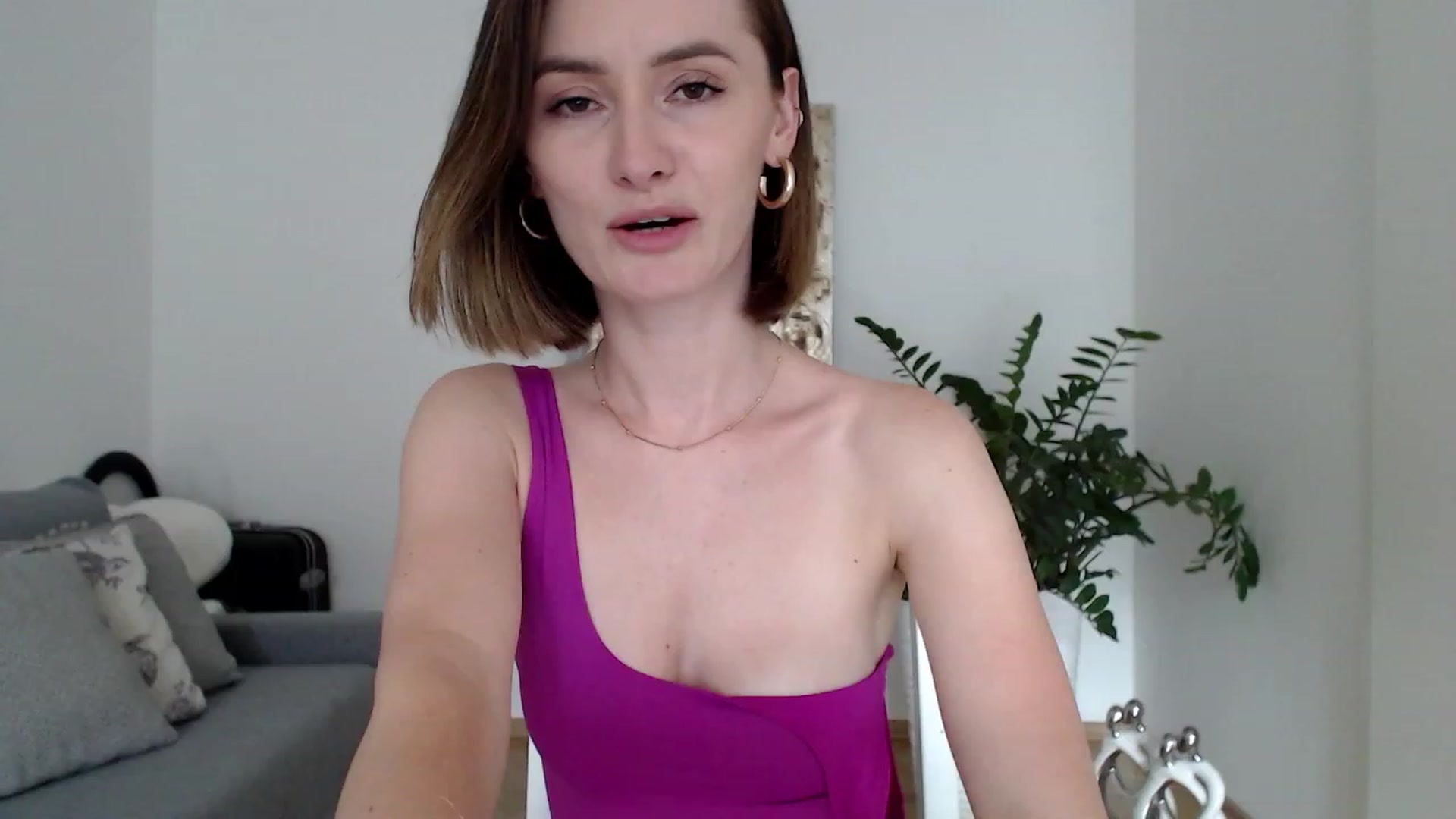 Gallery image thumbnail from PerlaBella's myfreecams stream on, 06/28/2023, 14:07 image 3 of 20