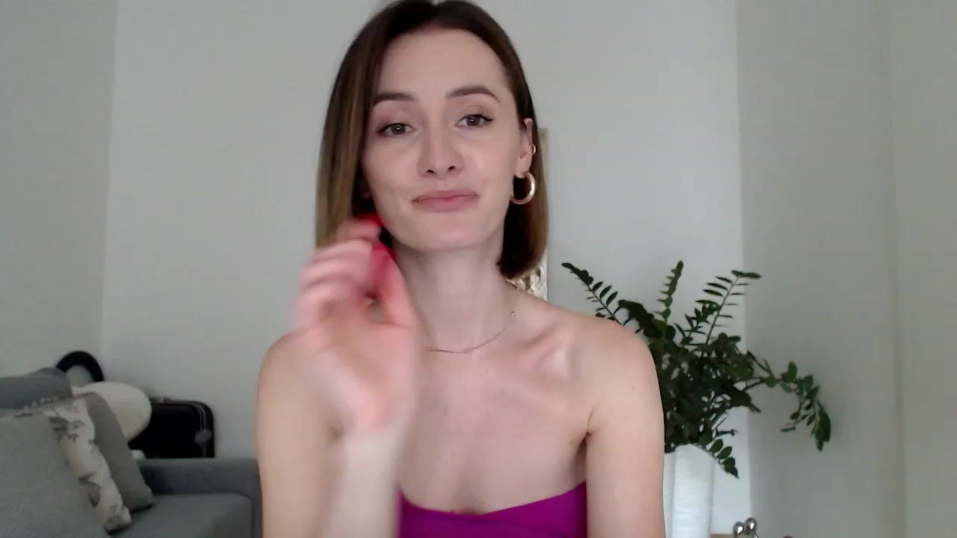 Gallery image thumbnail from PerlaBella's myfreecams stream on, 06/28/2023, 14:07 image 4 of 20