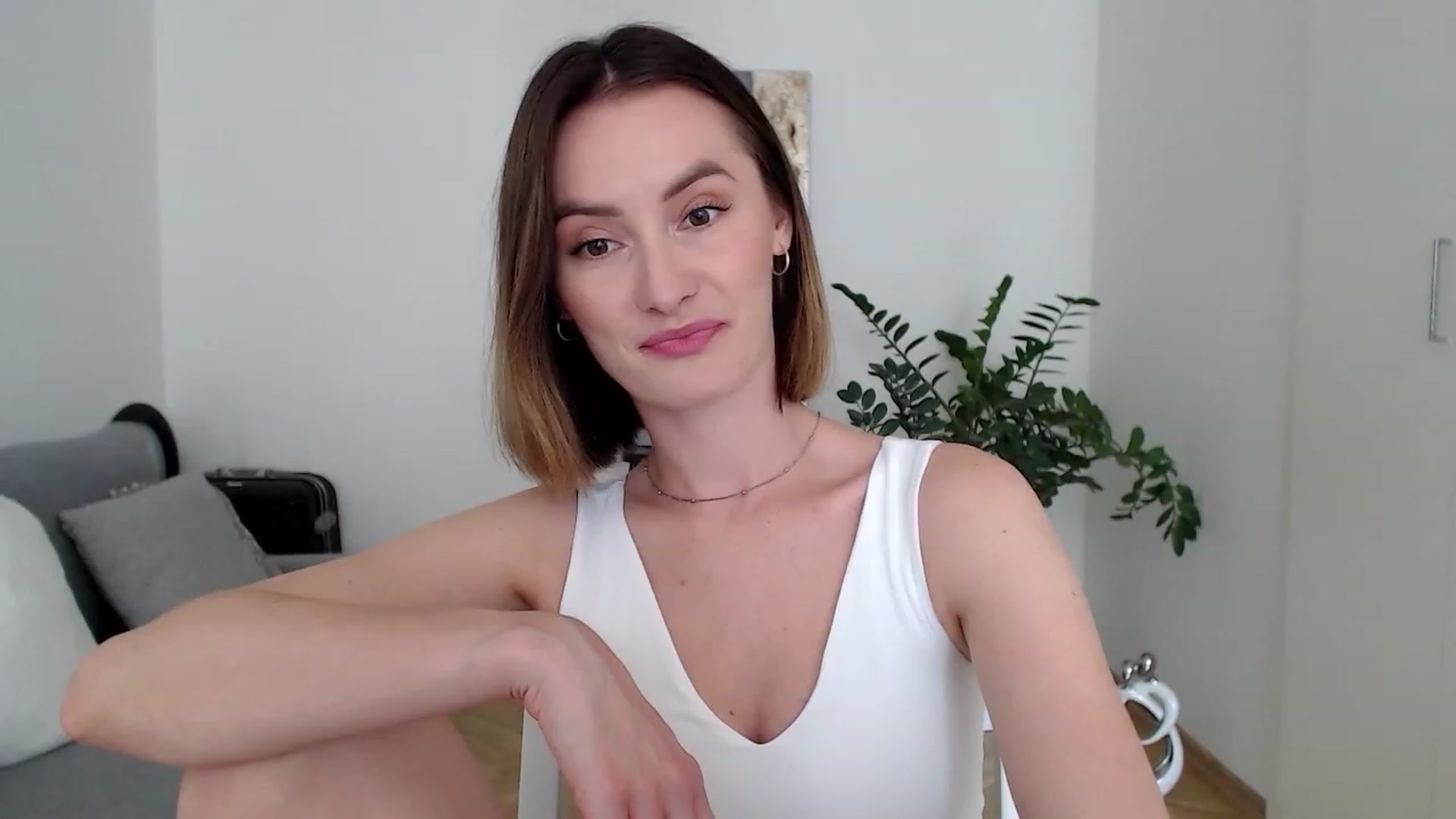 Gallery image thumbnail from PerlaBella's myfreecams stream on, 07/14/2023, 12:20 image 14 of 20