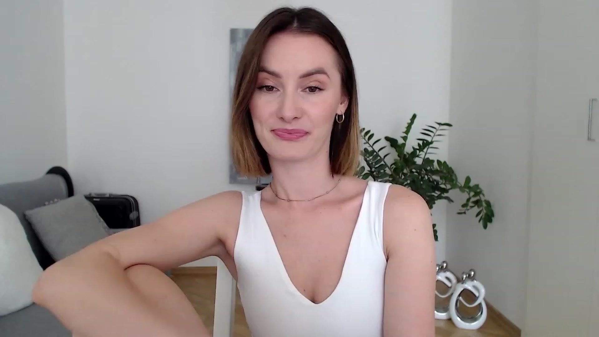 Gallery image thumbnail from PerlaBella's myfreecams stream on, 07/14/2023, 12:20 image 13 of 20