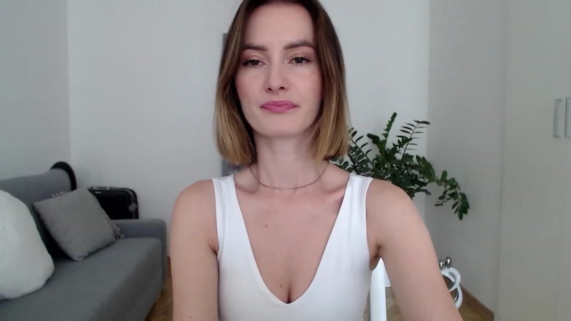 Gallery image thumbnail from PerlaBella's myfreecams stream on, 07/14/2023, 12:20 image 8 of 20