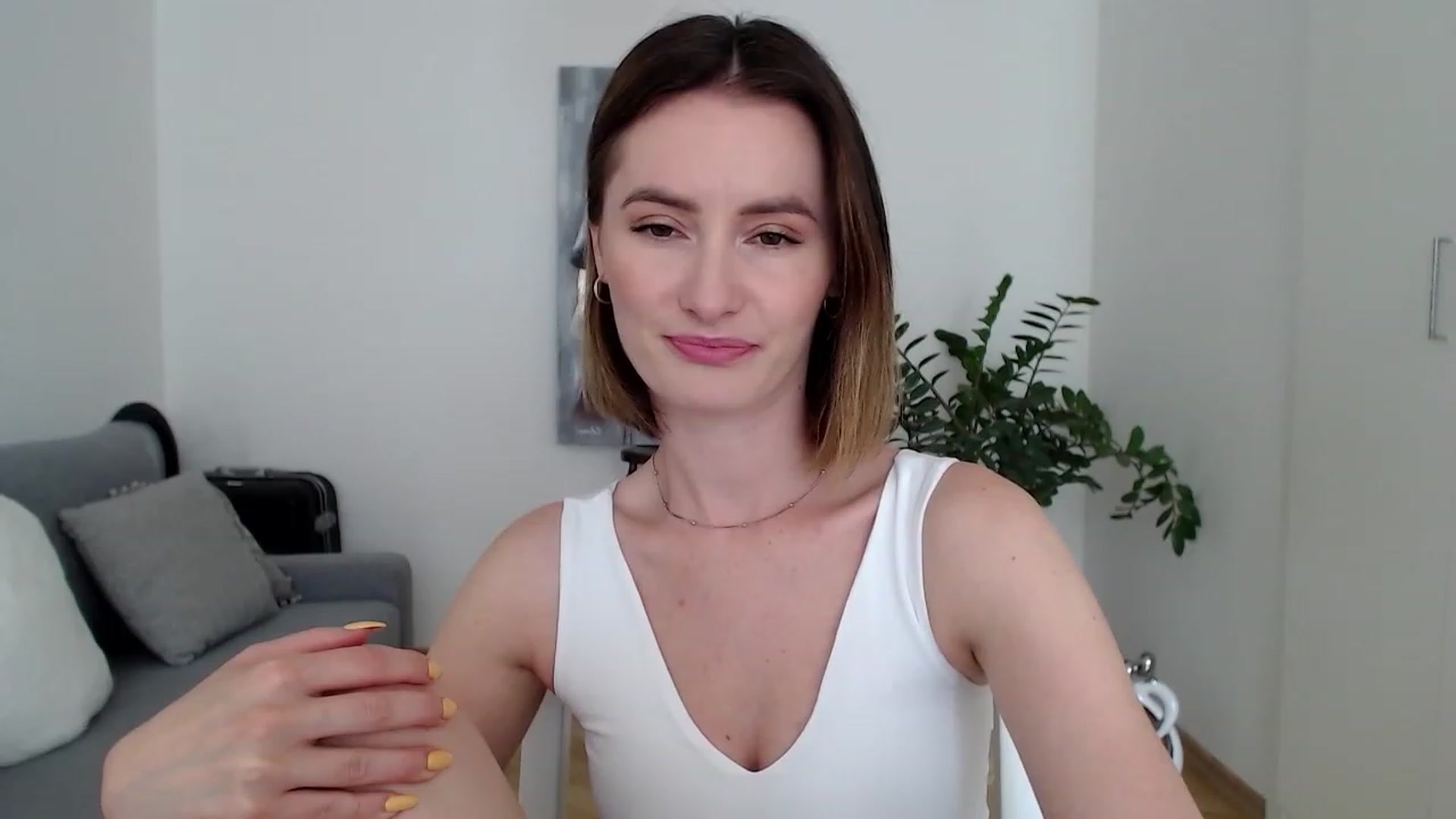 Gallery image thumbnail from PerlaBella's myfreecams stream on, 07/14/2023, 12:20 image 17 of 20