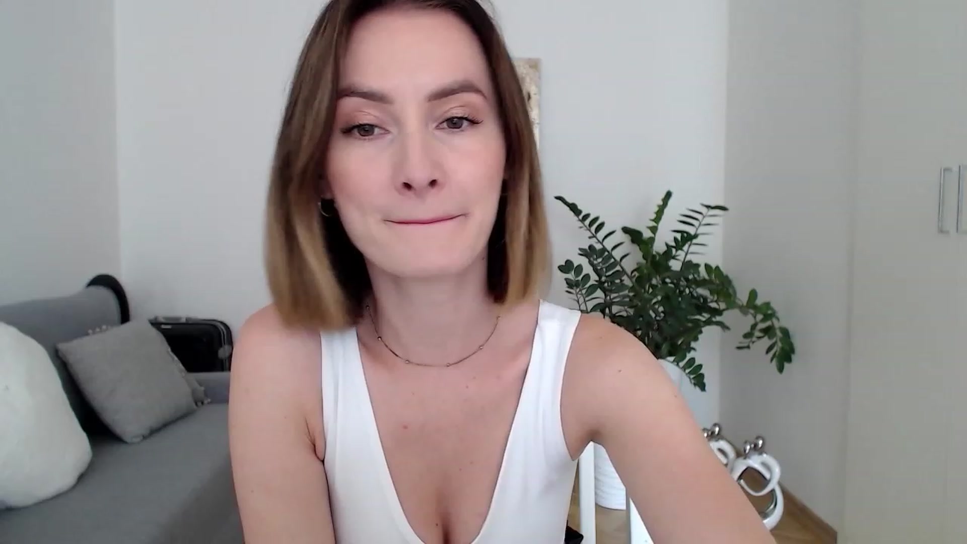 Gallery image thumbnail from PerlaBella's myfreecams stream on, 07/14/2023, 12:20 image 6 of 20