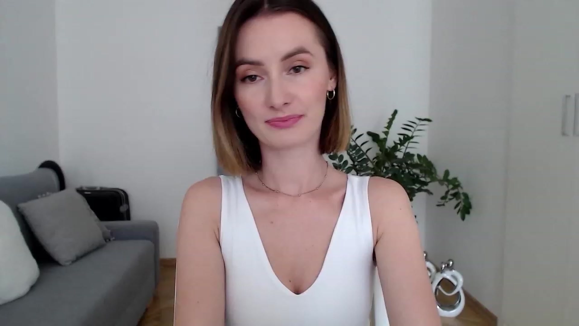 Gallery image thumbnail from PerlaBella's myfreecams stream on, 07/14/2023, 12:20 image 10 of 20