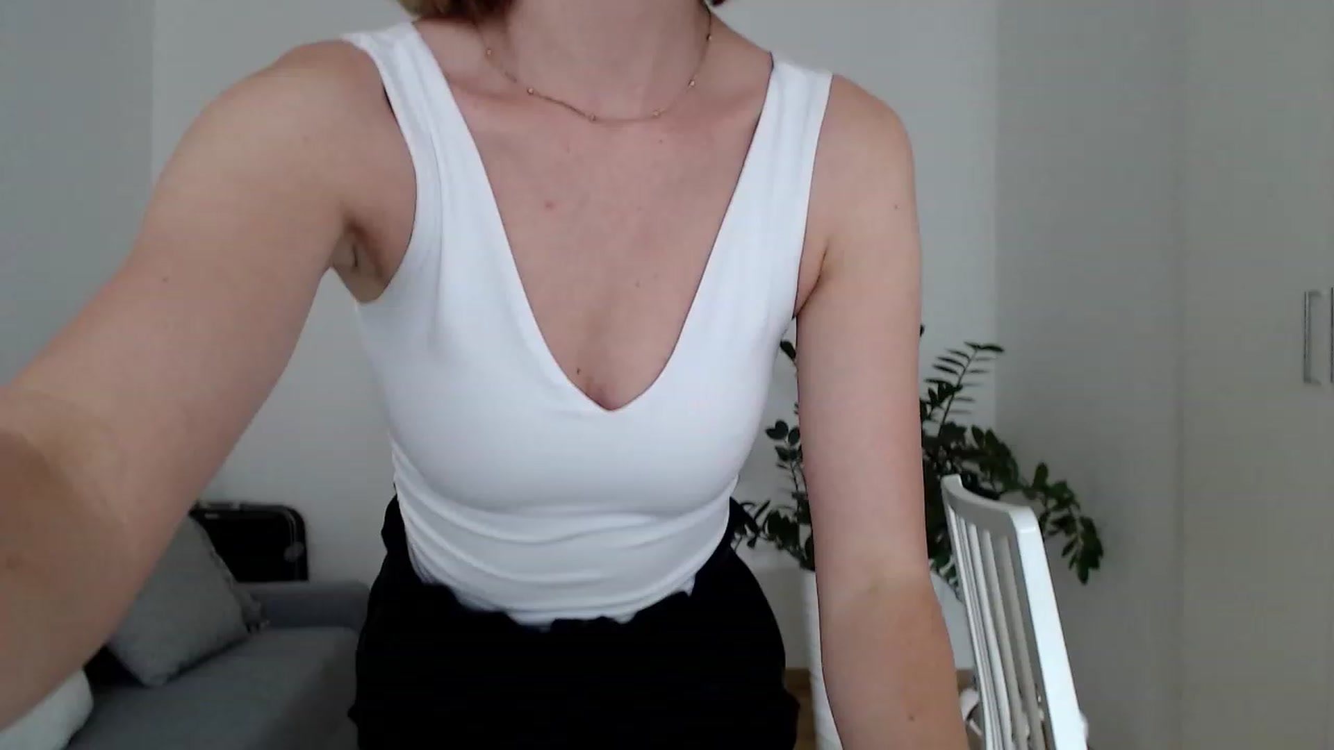 Gallery image thumbnail from PerlaBella's myfreecams stream on, 07/14/2023, 13:16 image 7 of 20