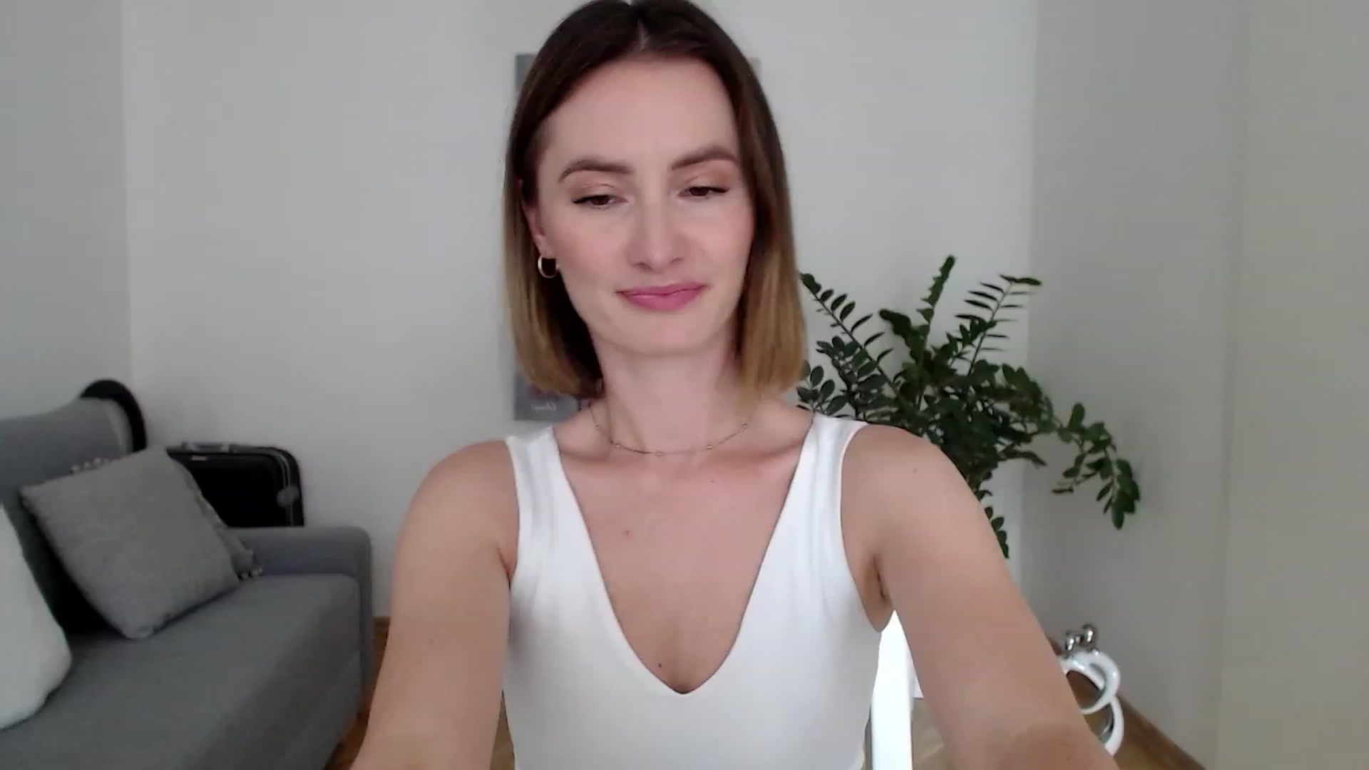 Gallery image thumbnail from PerlaBella's myfreecams stream on, 07/14/2023, 13:16 image 15 of 20