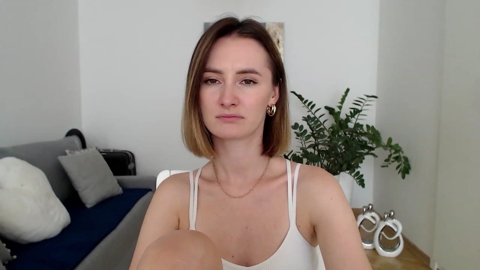 Gallery image thumbnail from PerlaBella's myfreecams stream on, 07/17/2023, 11:42 image 17 of 20