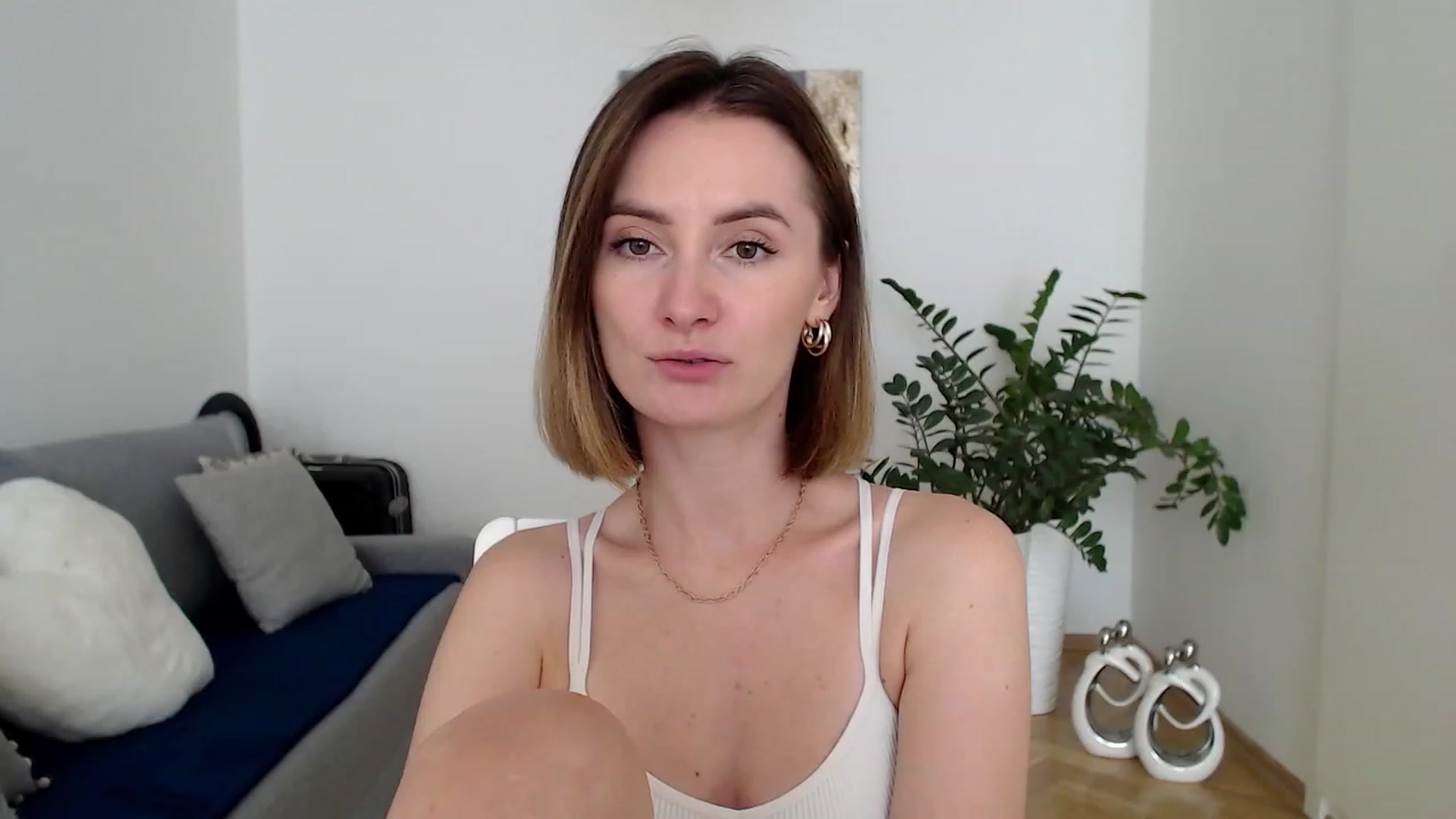 Gallery image thumbnail from PerlaBella's myfreecams stream on, 07/17/2023, 11:42 image 15 of 20