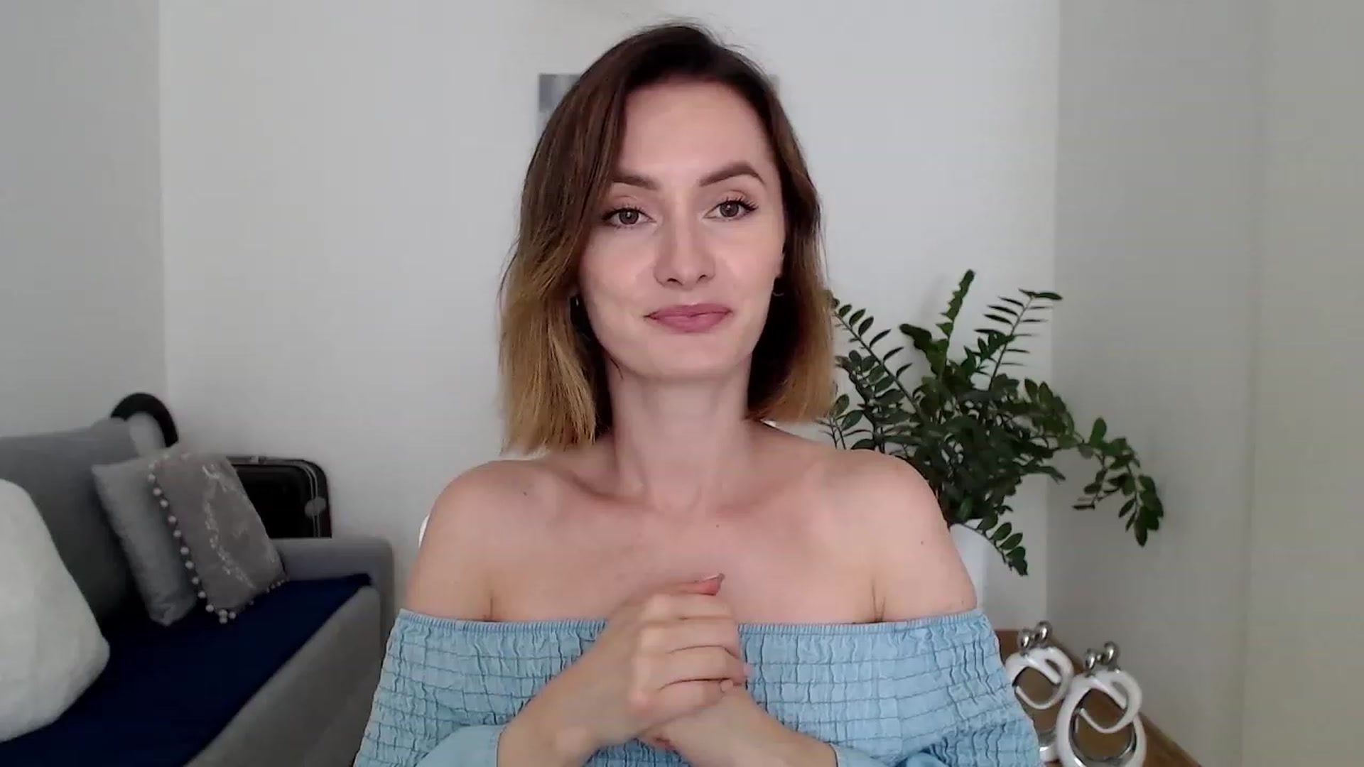 Gallery image thumbnail from PerlaBella's myfreecams stream on, 07/18/2023, 12:54 image 1 of 20