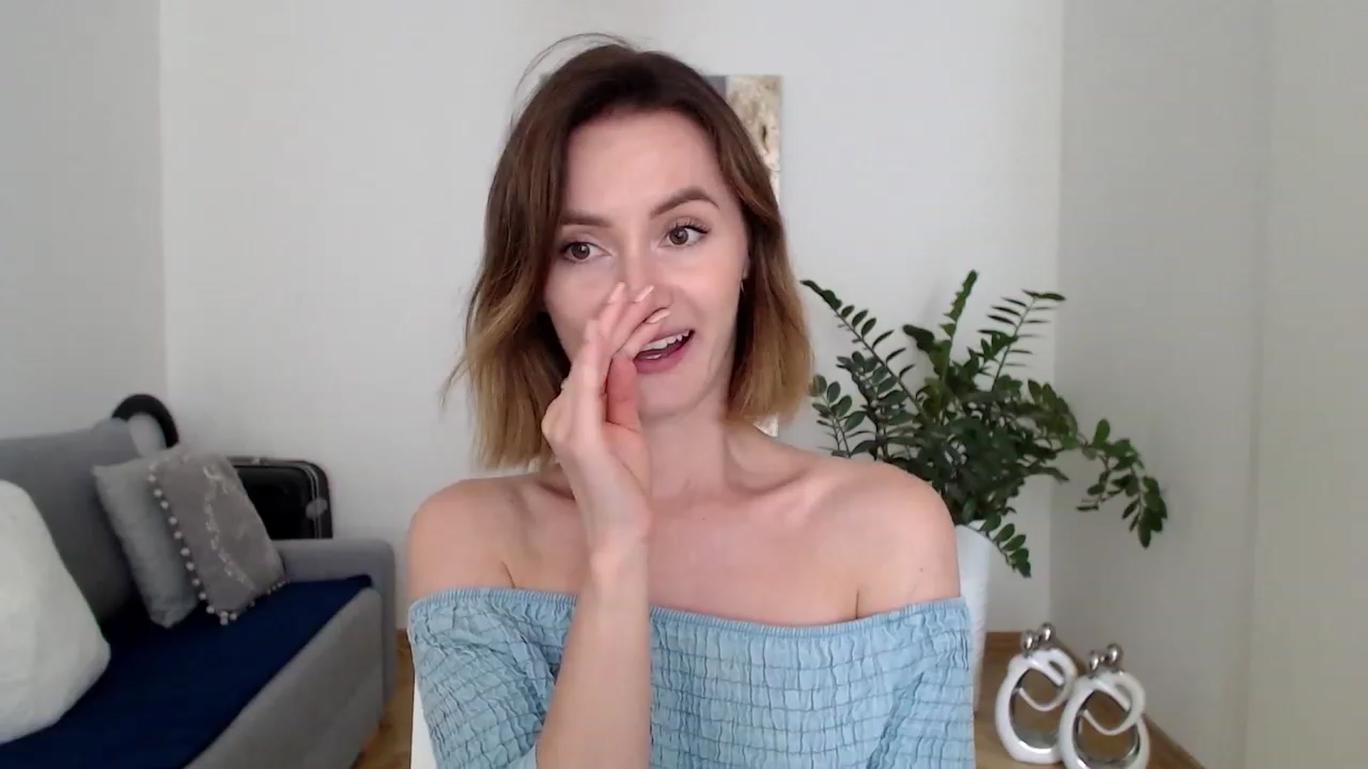 Gallery image thumbnail from PerlaBella's myfreecams stream on, 07/18/2023, 12:54 image 13 of 20