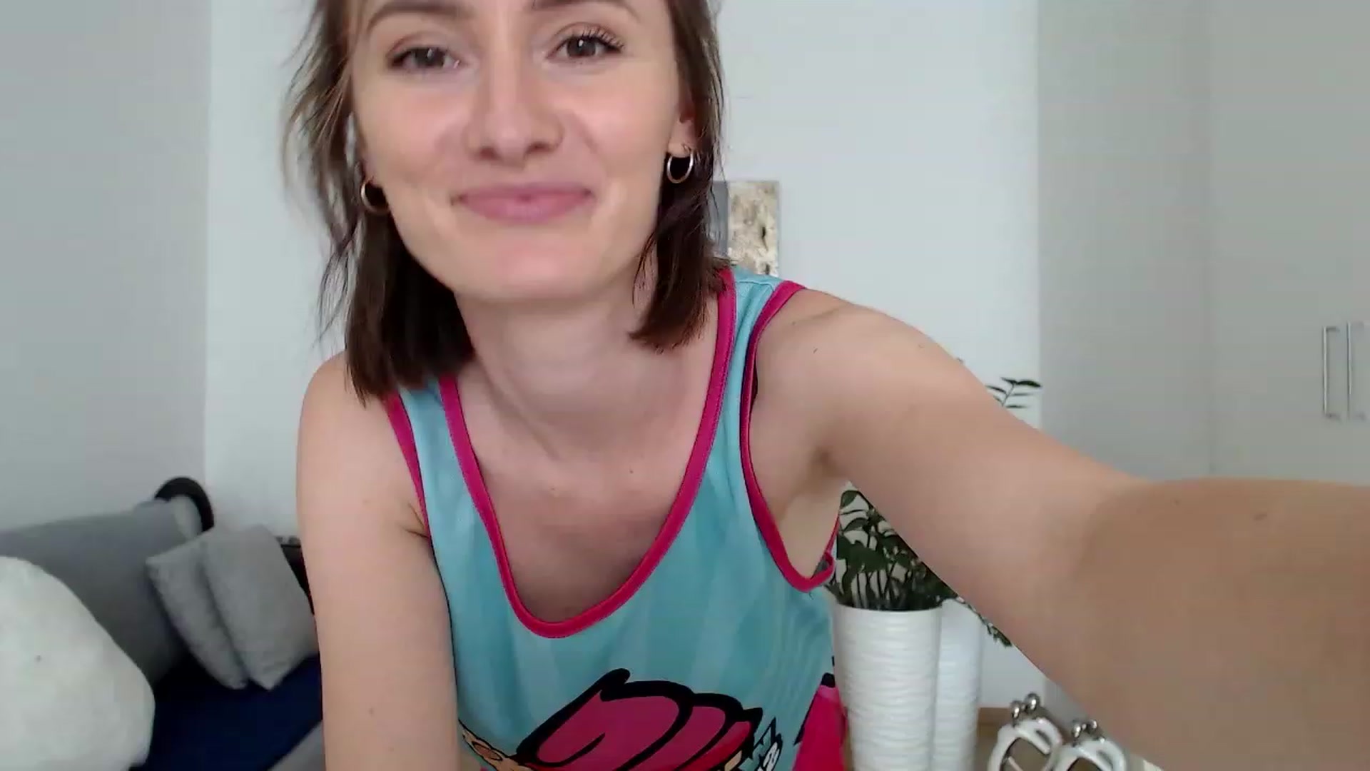 Gallery image thumbnail from PerlaBella's myfreecams stream on, 07/19/2023, 13:20 image 12 of 20