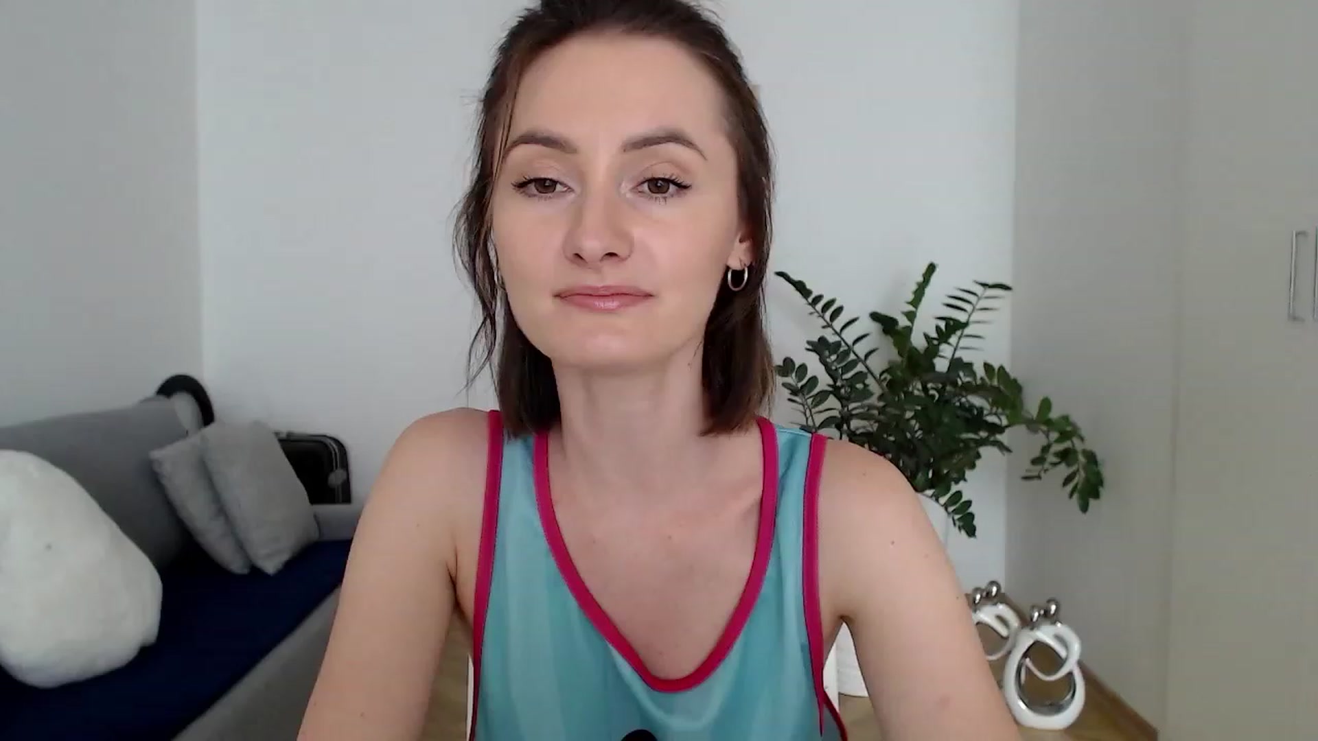 Gallery image thumbnail from PerlaBella's myfreecams stream on, 07/19/2023, 13:20 image 2 of 20
