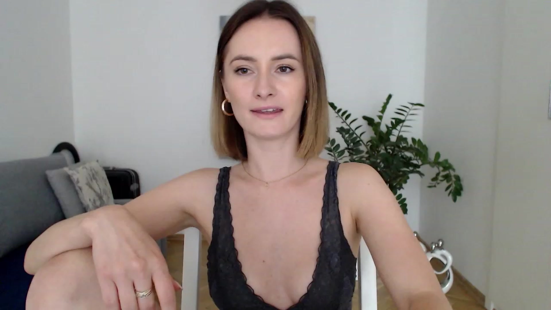 Gallery image thumbnail from PerlaBella's myfreecams stream on, 07/26/2023, 12:33 image 9 of 20