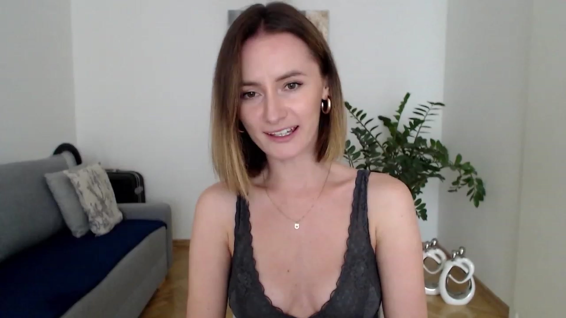 Gallery image thumbnail from PerlaBella's myfreecams stream on, 07/26/2023, 14:49 image 9 of 20