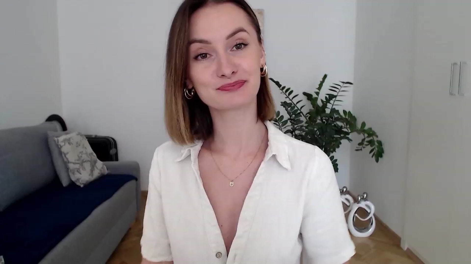 Gallery image thumbnail from PerlaBella's myfreecams stream on, 07/27/2023, 12:30 image 5 of 20