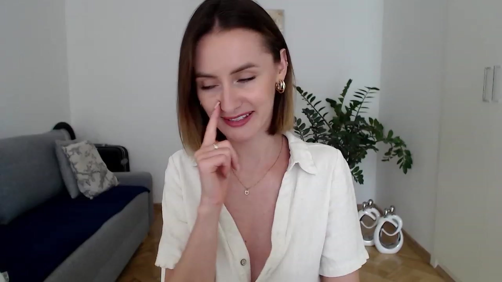 Gallery image thumbnail from PerlaBella's myfreecams stream on, 07/27/2023, 12:30 image 18 of 20