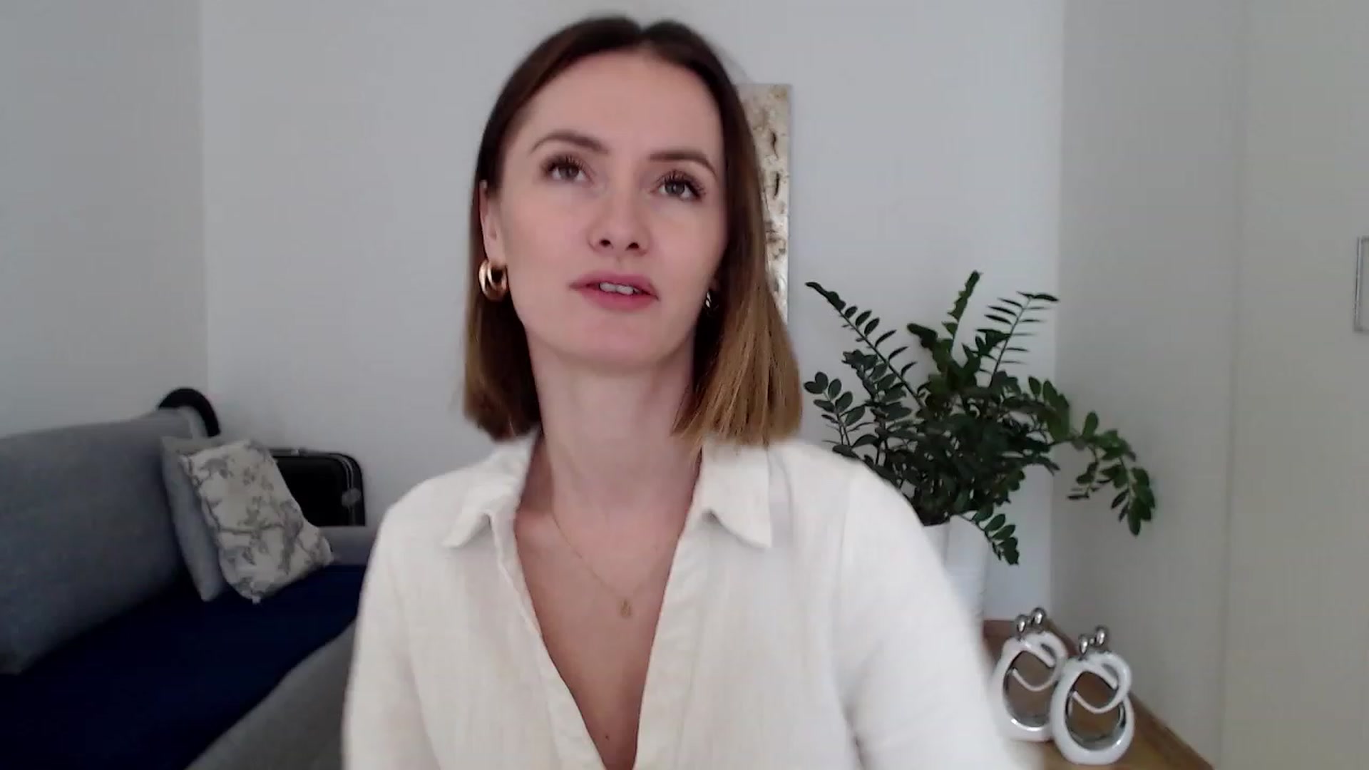 Gallery image thumbnail from PerlaBella's myfreecams stream on, 07/27/2023, 14:05 image 2 of 20
