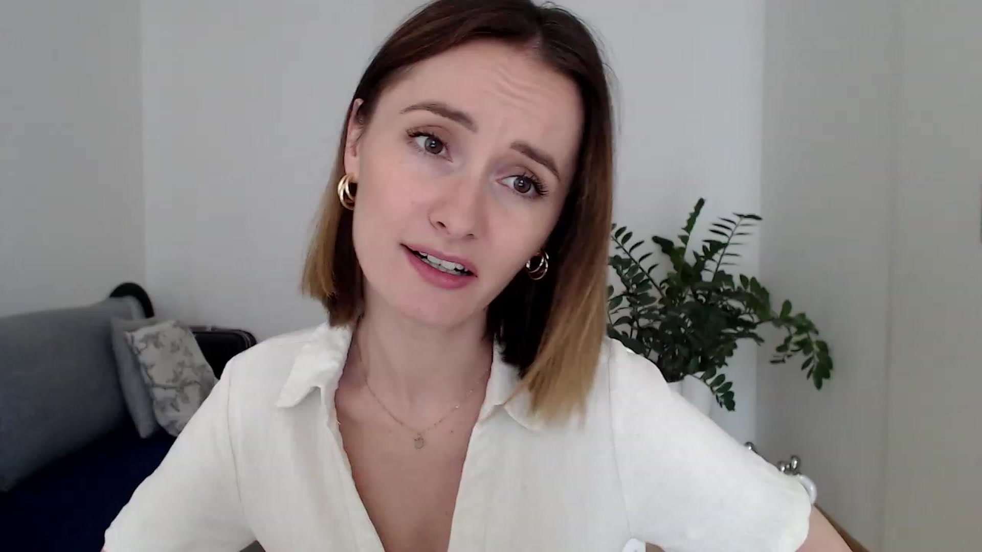 Gallery image thumbnail from PerlaBella's myfreecams stream on, 07/27/2023, 14:05 image 9 of 20