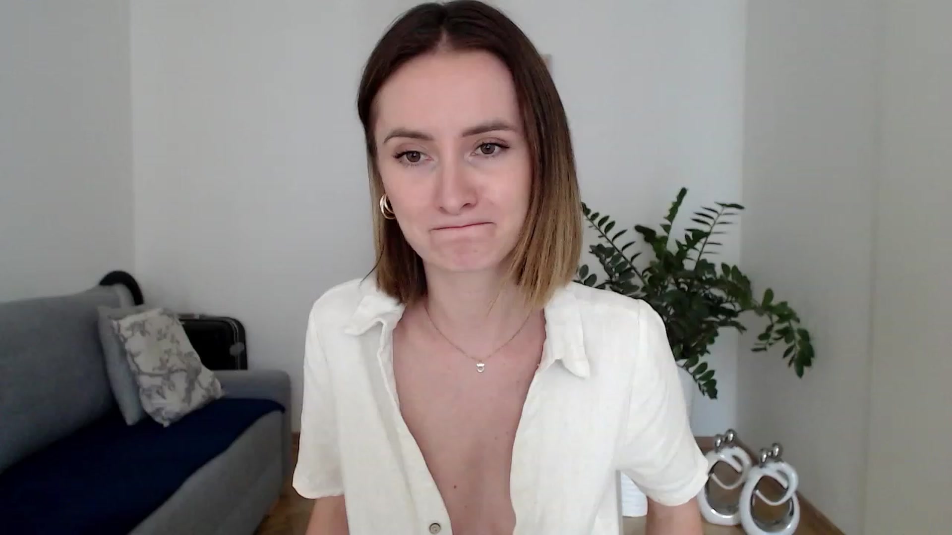 Gallery image thumbnail from PerlaBella's myfreecams stream on, 07/27/2023, 15:38 image 4 of 20