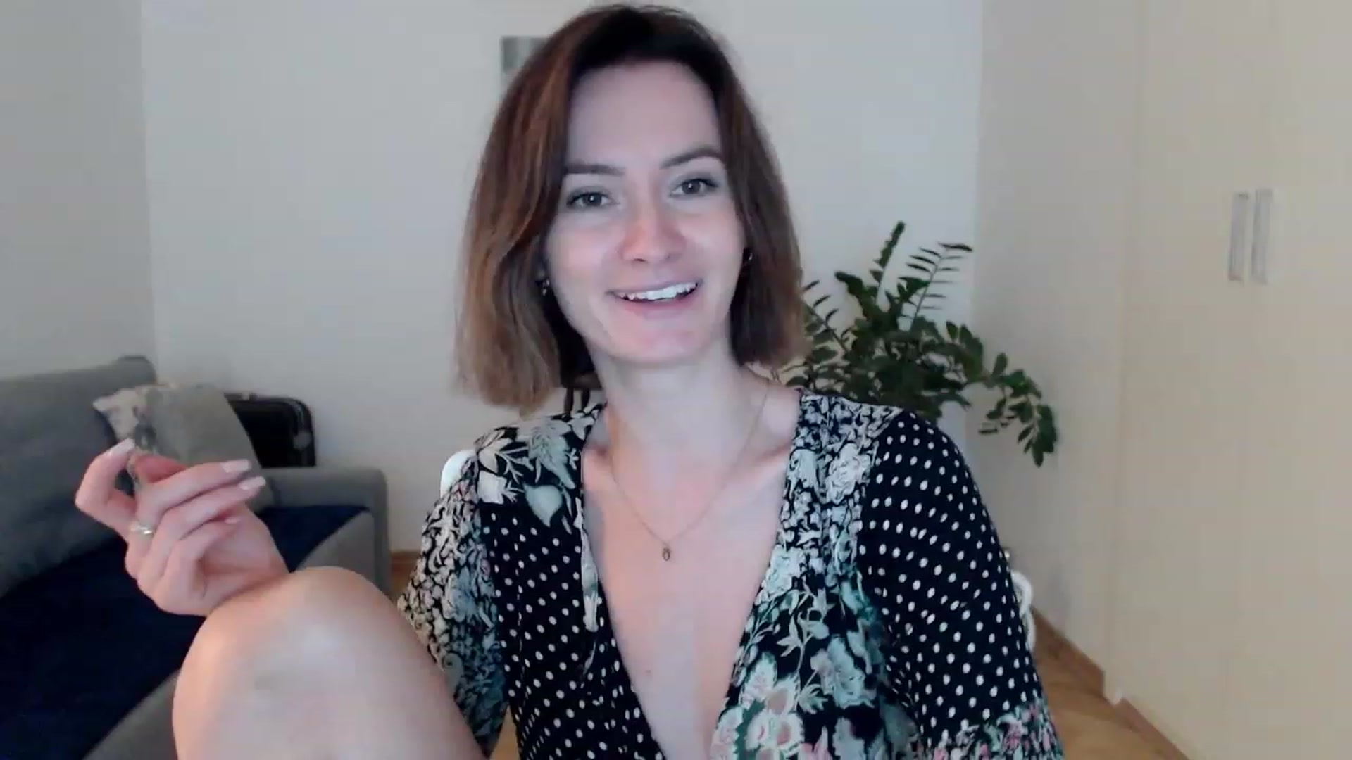 Gallery image thumbnail from PerlaBella's myfreecams stream on, 07/31/2023, 17:04 image 11 of 20