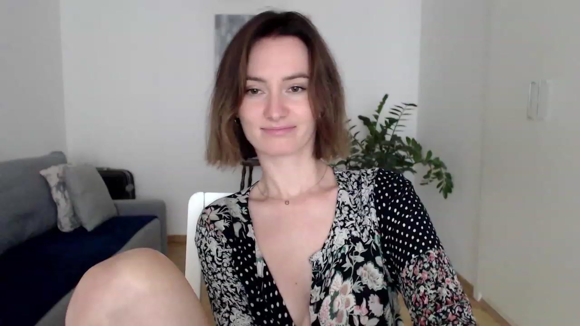 Gallery image thumbnail from PerlaBella's myfreecams stream on, 07/31/2023, 17:04 image 5 of 20
