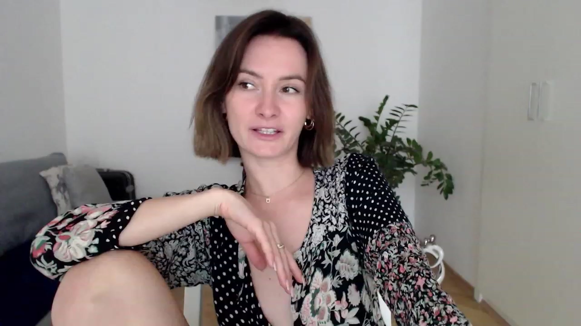 Gallery image thumbnail from PerlaBella's myfreecams stream on, 07/31/2023, 17:04 image 7 of 20