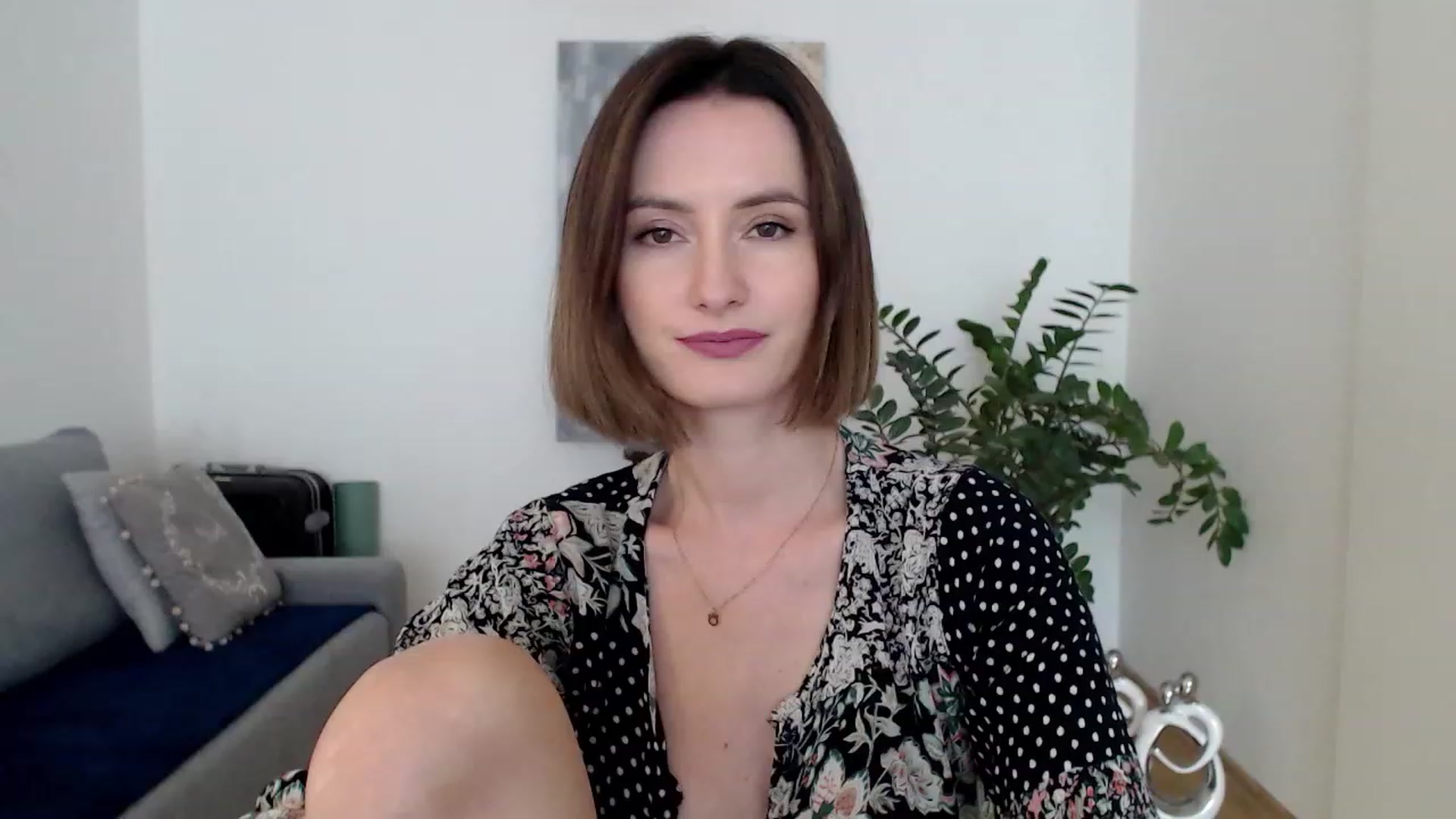 Gallery image thumbnail from PerlaBella's myfreecams stream on, 08/01/2023, 14:57 image 11 of 20
