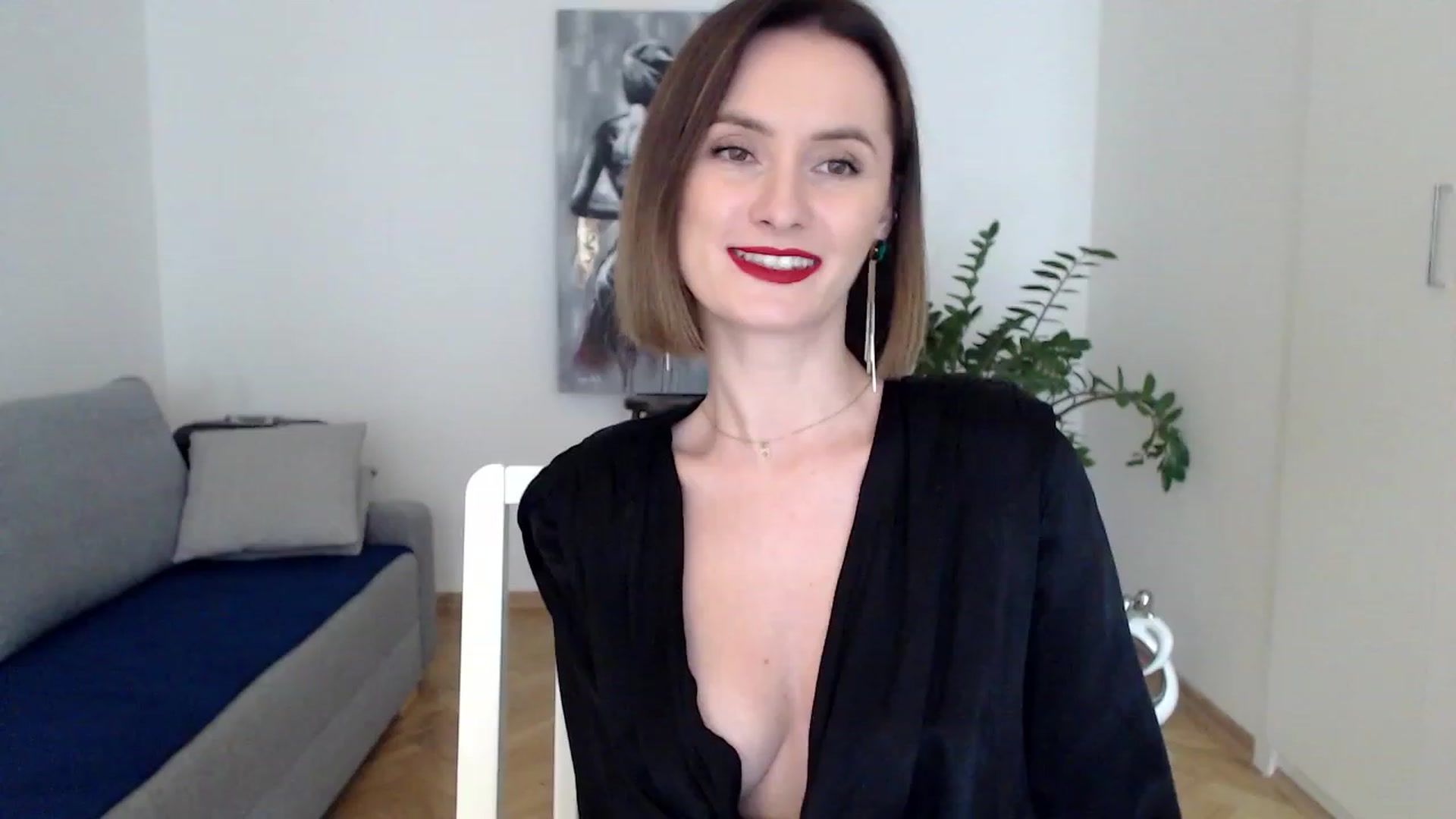 Gallery image thumbnail from PerlaBella's myfreecams stream on, 08/09/2023, 15:05 image 13 of 20