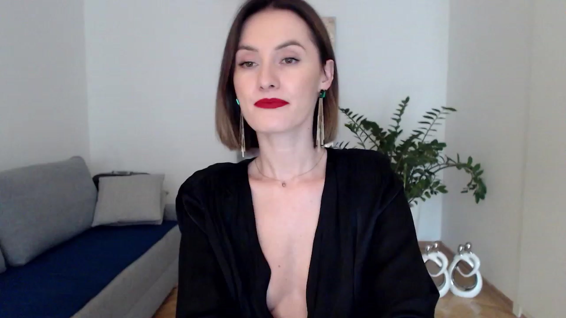 Gallery image thumbnail from PerlaBella's myfreecams stream on, 08/09/2023, 15:05 image 5 of 20