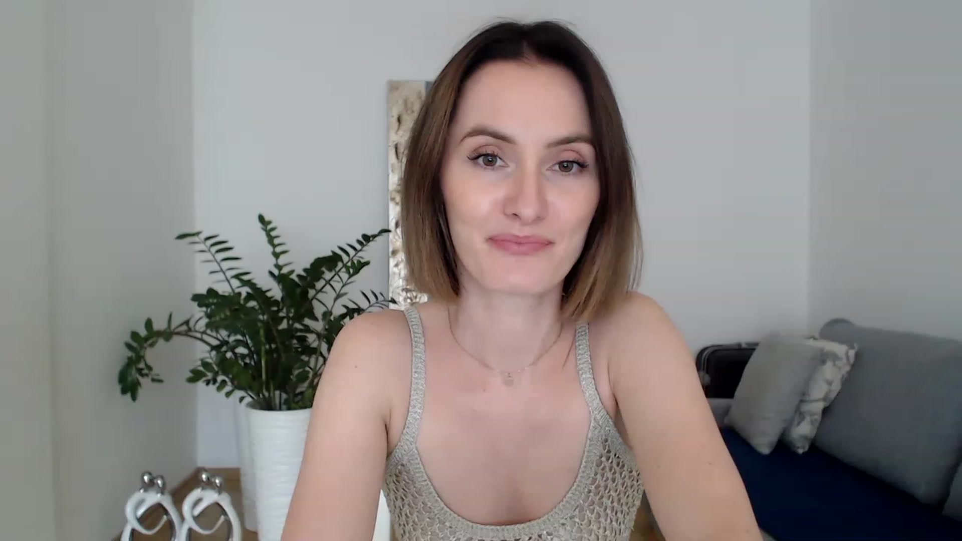 Gallery image thumbnail from PerlaBella's myfreecams stream on, 08/10/2023, 16:52 image 5 of 20