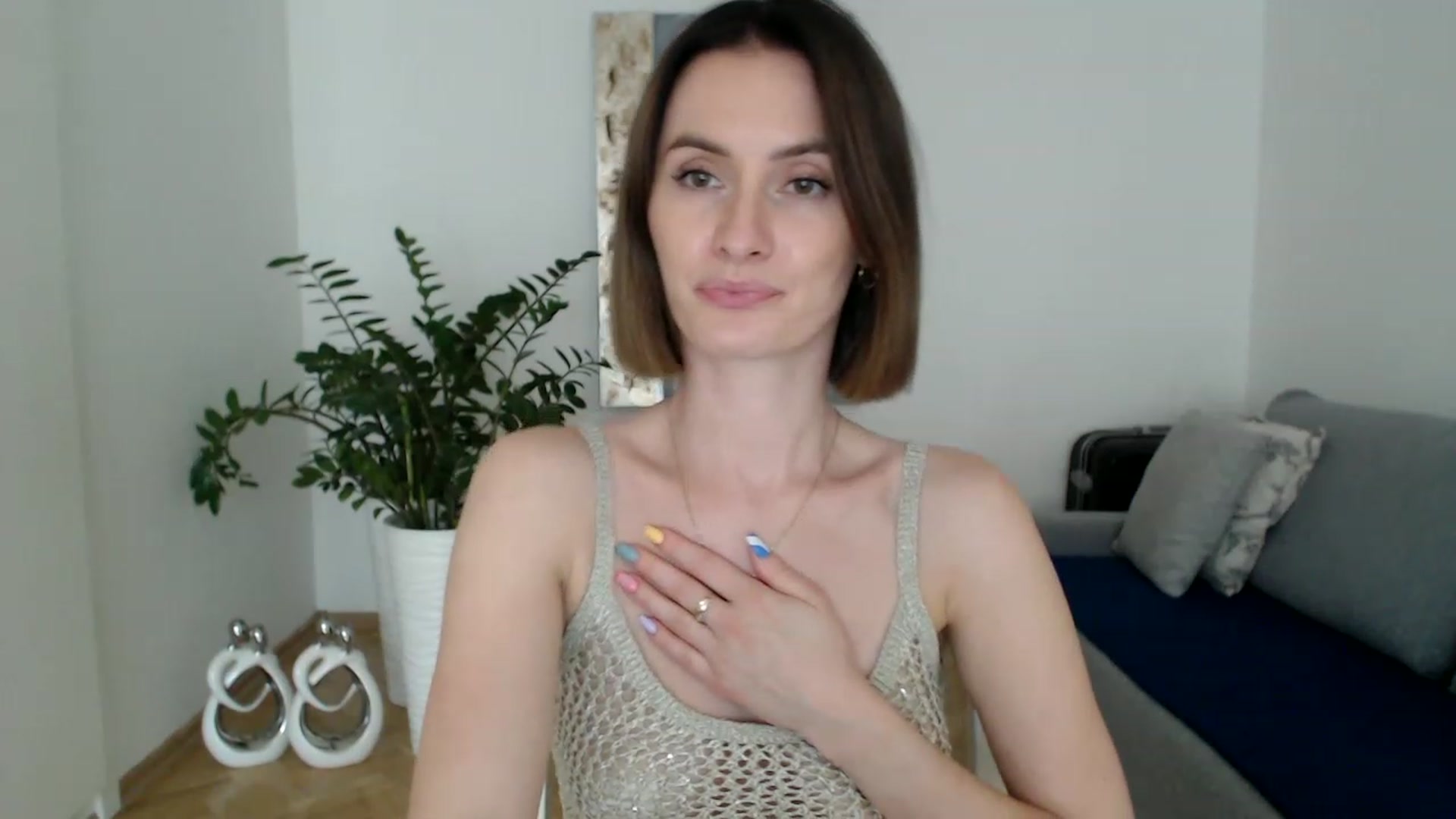 Gallery image thumbnail from PerlaBella's myfreecams stream on, 08/10/2023, 16:52 image 13 of 20