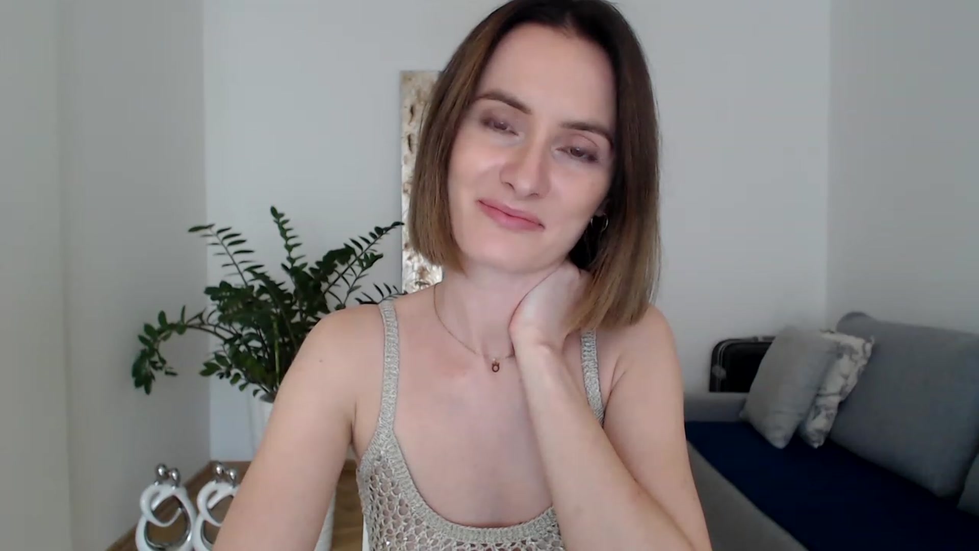 Gallery image thumbnail from PerlaBella's myfreecams stream on, 08/10/2023, 16:52 image 6 of 20