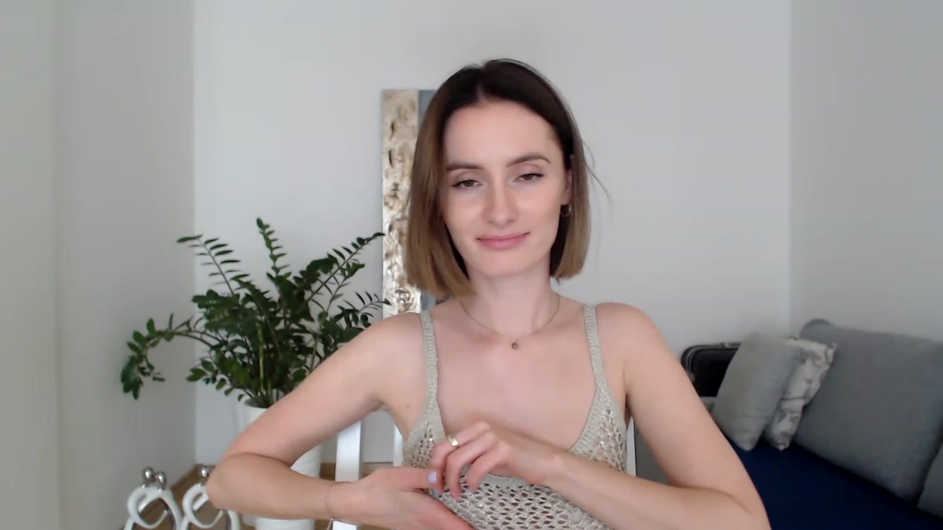 Gallery image thumbnail from PerlaBella's myfreecams stream on, 08/10/2023, 16:52 image 10 of 20