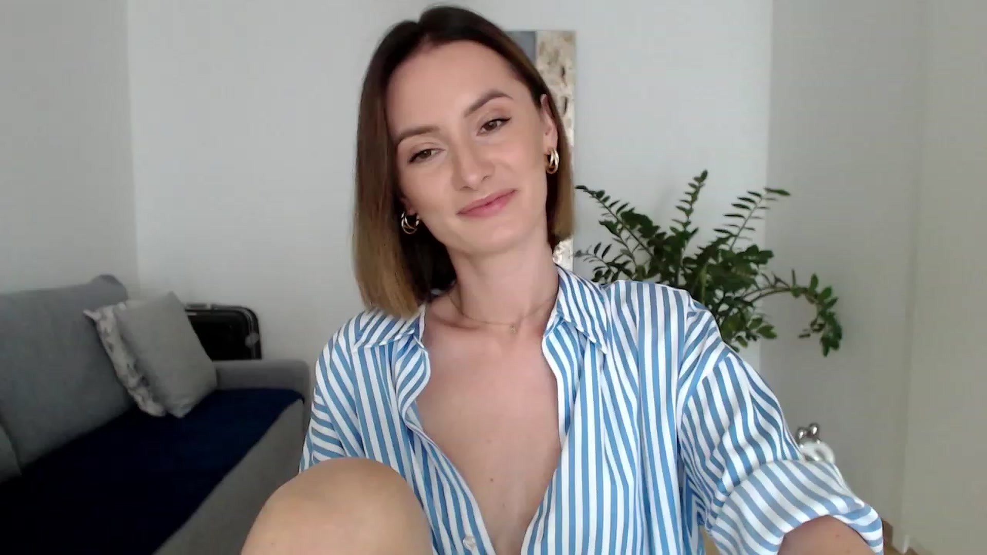 Gallery image thumbnail from PerlaBella's myfreecams stream on, 08/14/2023, 13:28 image 1 of 20