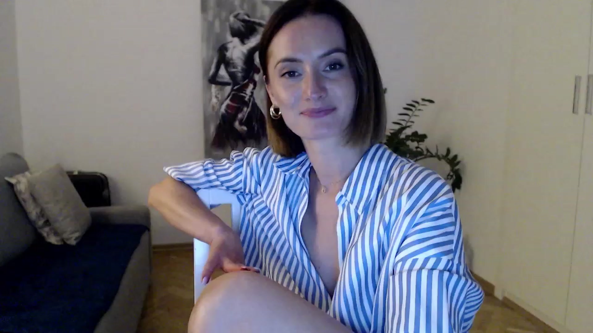 Gallery image thumbnail from PerlaBella's myfreecams stream on, 08/14/2023, 18:11 image 11 of 20