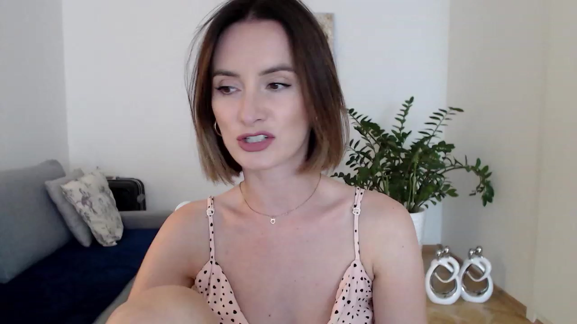 Gallery image thumbnail from PerlaBella's myfreecams stream on, 08/16/2023, 14:59 image 19 of 20