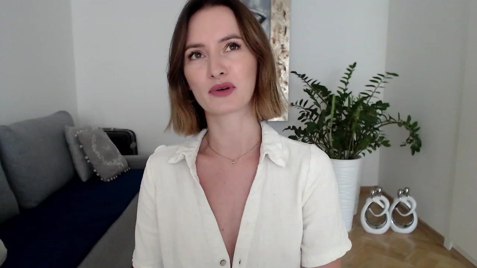 Gallery image thumbnail from PerlaBella's myfreecams stream on, 08/22/2023, 13:30 image 8 of 20