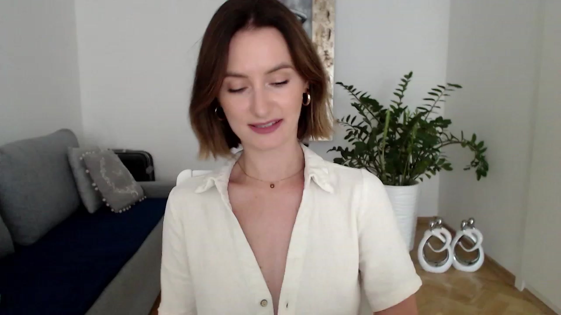 Gallery image thumbnail from PerlaBella's myfreecams stream on, 08/22/2023, 13:30 image 19 of 20