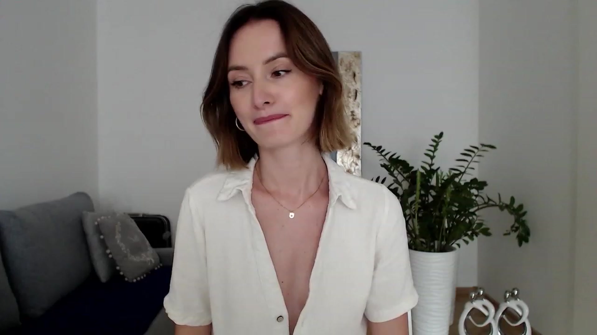 Gallery image thumbnail from PerlaBella's myfreecams stream on, 08/22/2023, 14:14 image 20 of 20
