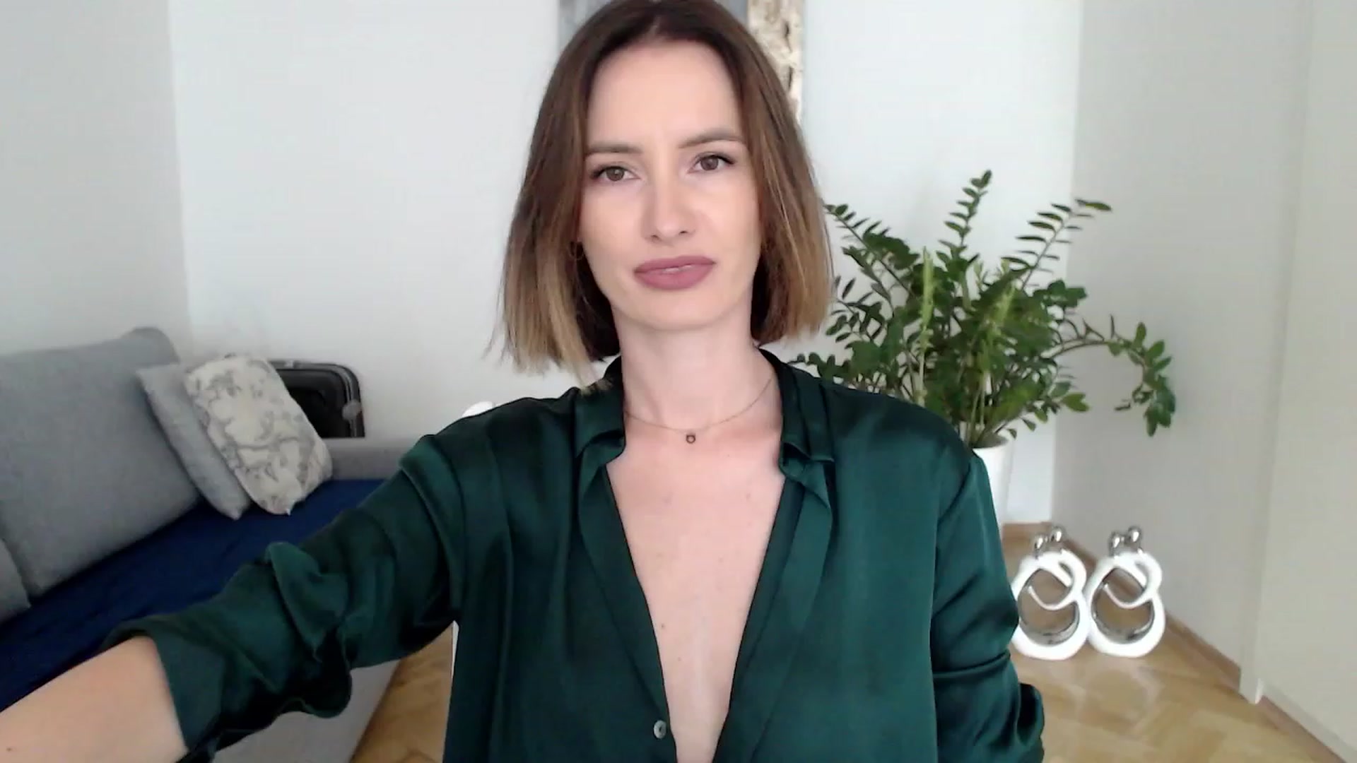 Gallery image thumbnail from PerlaBella's myfreecams stream on, 08/23/2023, 13:52 image 15 of 20