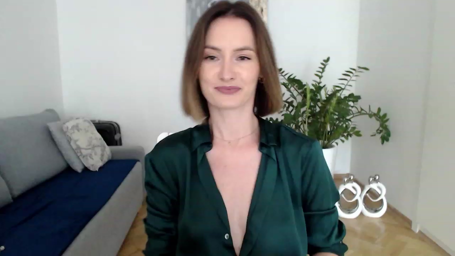 Gallery image thumbnail from PerlaBella's myfreecams stream on, 08/23/2023, 13:52 image 18 of 20