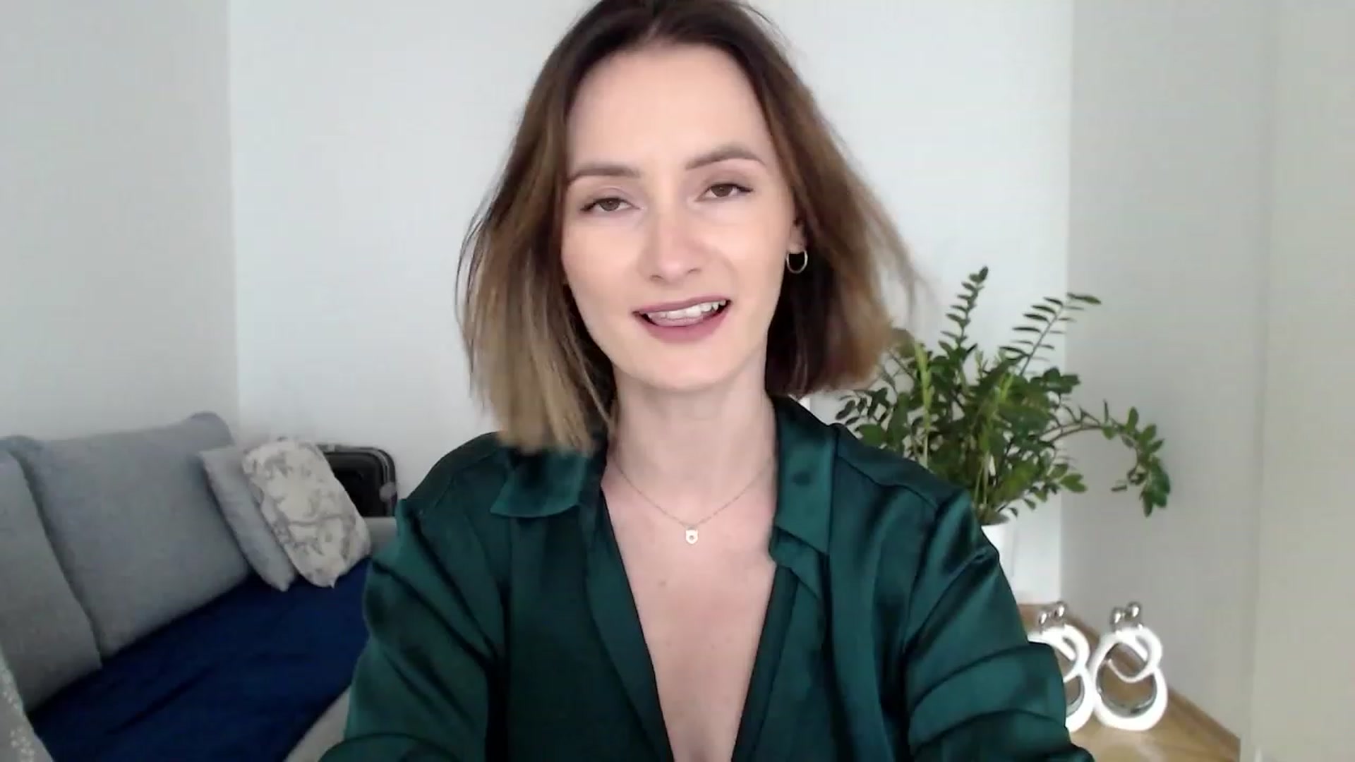 Gallery image thumbnail from PerlaBella's myfreecams stream on, 08/23/2023, 14:23 image 12 of 20