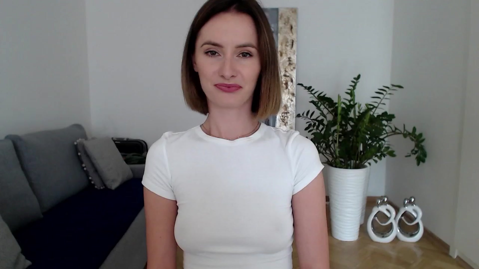 Gallery image thumbnail from PerlaBella's myfreecams stream on, 08/25/2023, 13:59 image 3 of 20