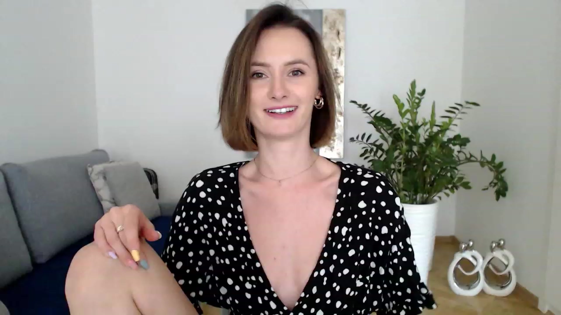 Gallery image thumbnail from PerlaBella's myfreecams stream on, 09/01/2023, 13:46 image 16 of 20