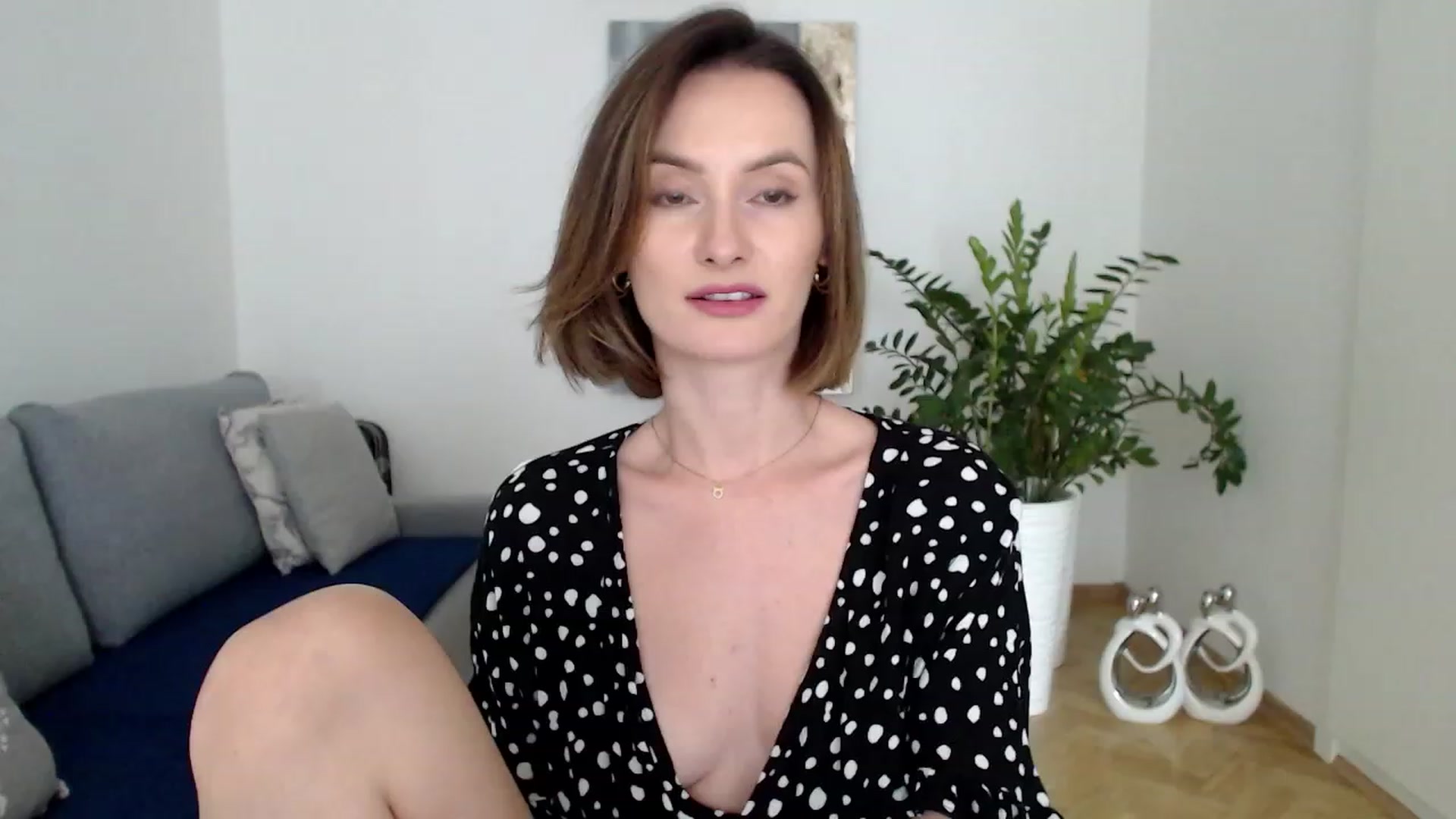 Gallery image thumbnail from PerlaBella's myfreecams stream on, 09/01/2023, 13:46 image 10 of 20
