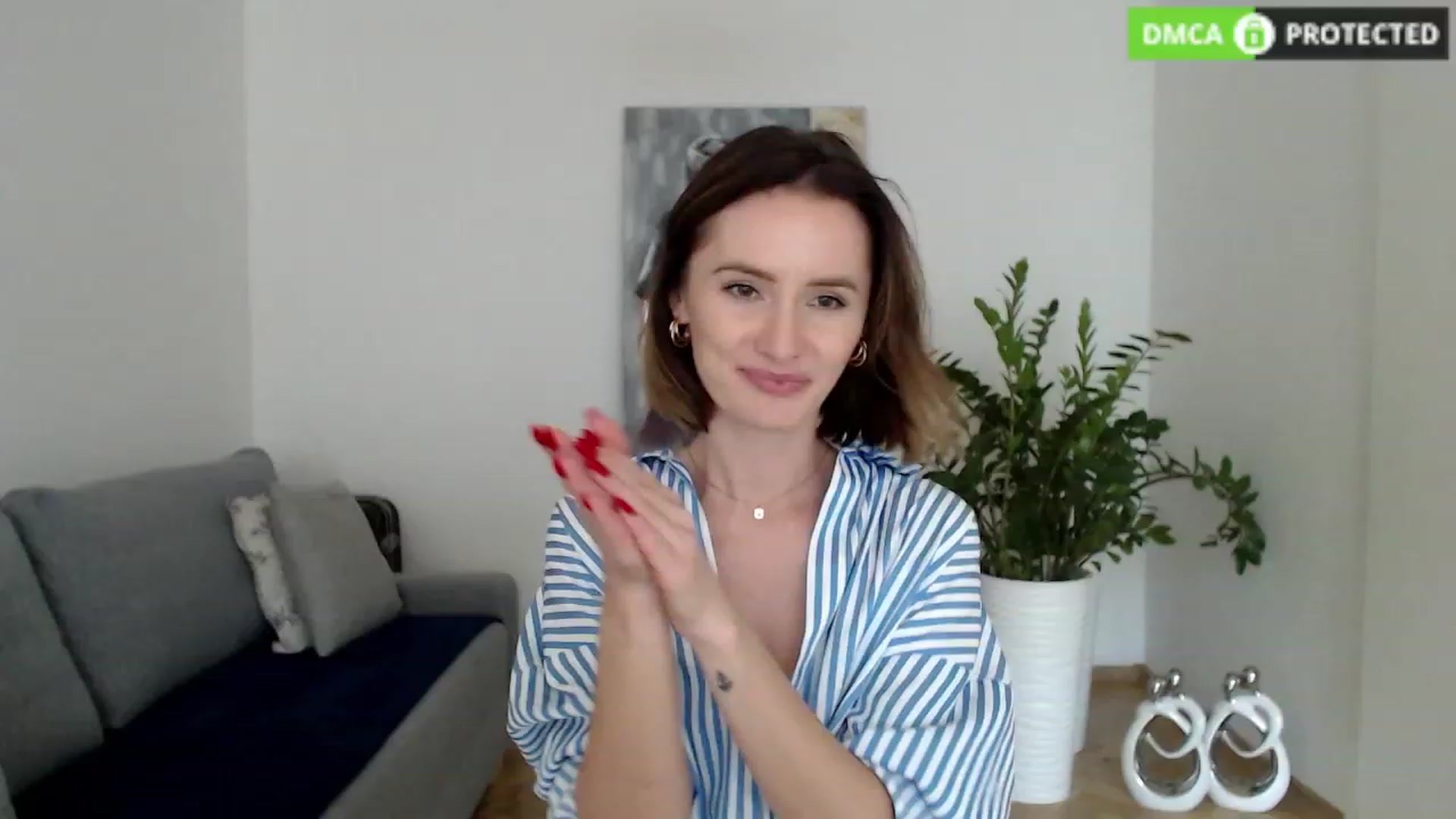 Gallery image thumbnail from PerlaBella's myfreecams stream on, 09/07/2023, 15:47 image 12 of 20